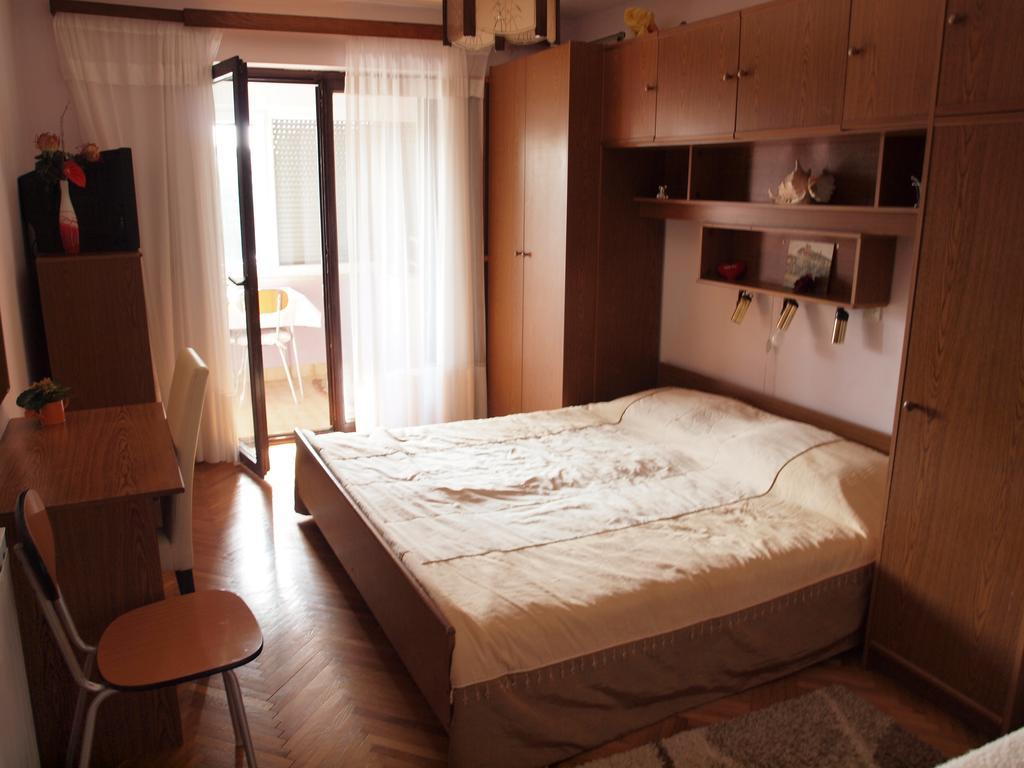 Apartments Zufic Štinjan Camera foto